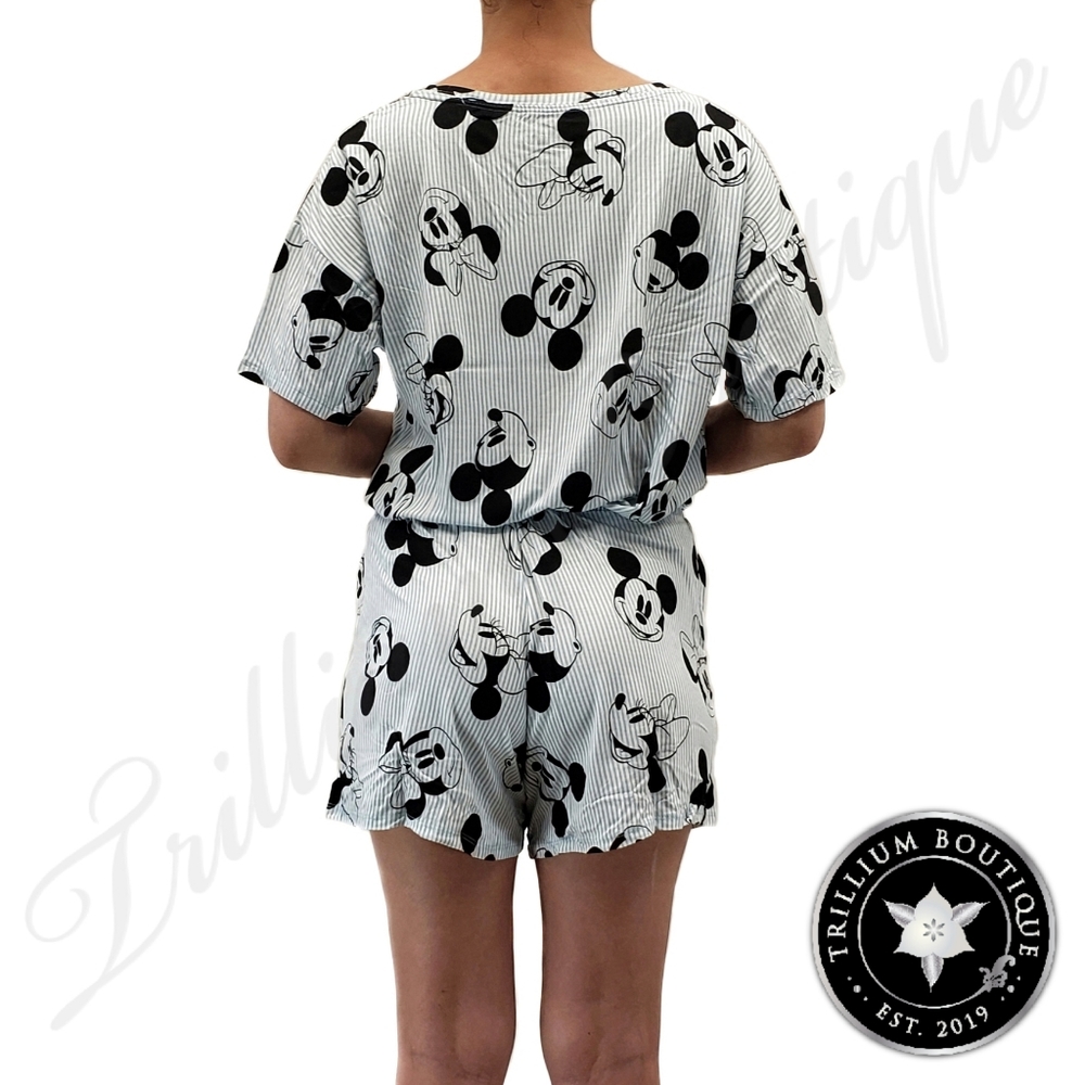 Disney 2-piece Mickey & Friends Pajama Short Set - Picture 11 of 14